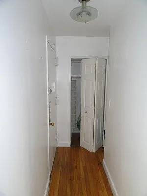 Rented by Bank Neary | media 11