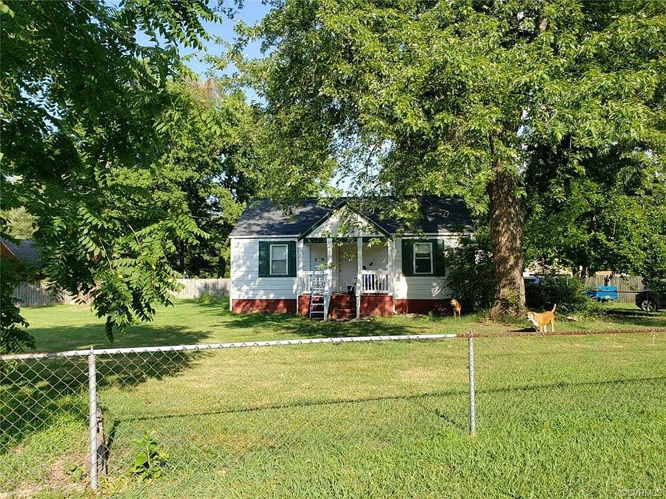 2nd image of 4429 Hollywood Dr