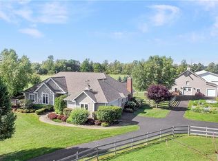 10834 Keller Rd, Clarence, NY 14031