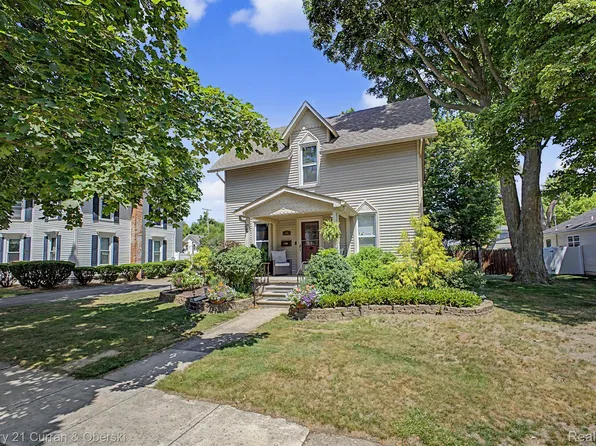 323 E Liberty St, South Lyon, MI 48178