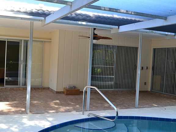 4th image of 2949 Tuckerstown Dr