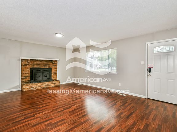3-Living Room