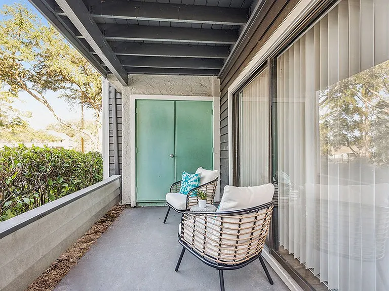 The Pointe at Carrollwood — Photo 16