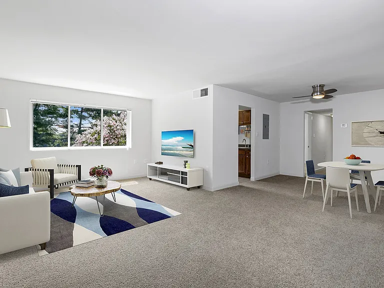 Overlook Apartments — Photo 8