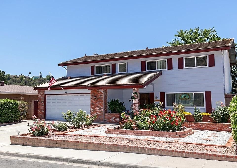 1st image of 7536 Rowena St
