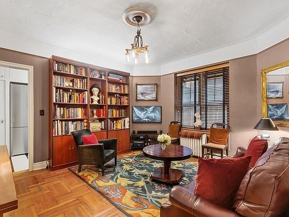 3rd image of 2 Grace Ct APT 1J