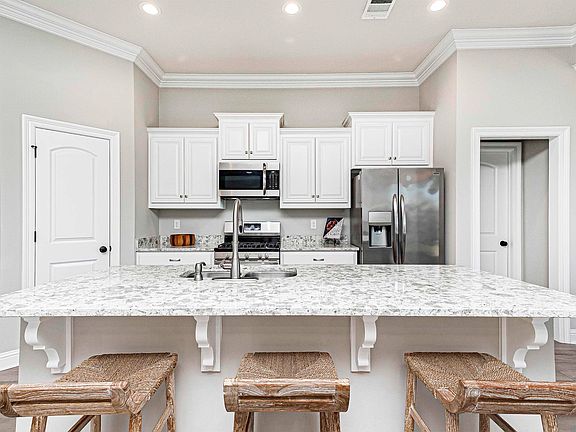 3rd image of 40110 Maddie Dr