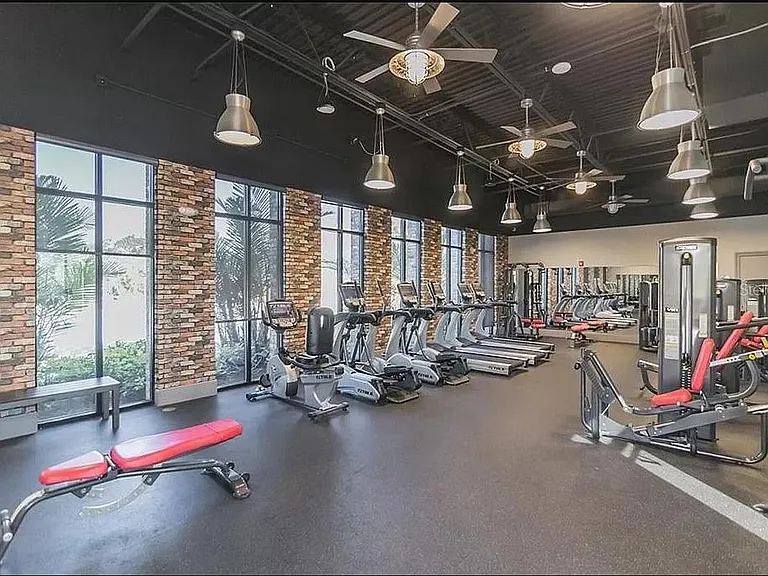729 Benoi Dr — Photo 27