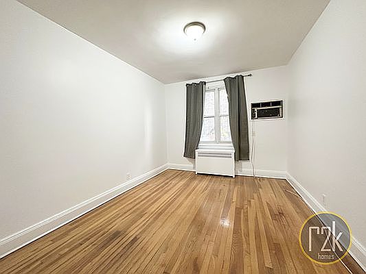 5th image of 63-88 Wetherole St #2B