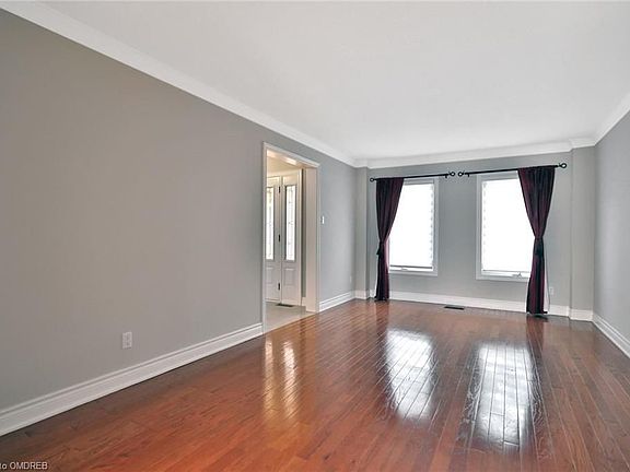 4th image of 1192 Dogwood Cres