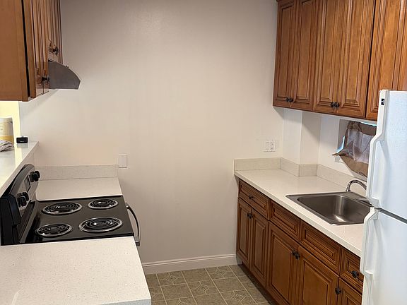 3rd image of 500-504 Kearney St #5
