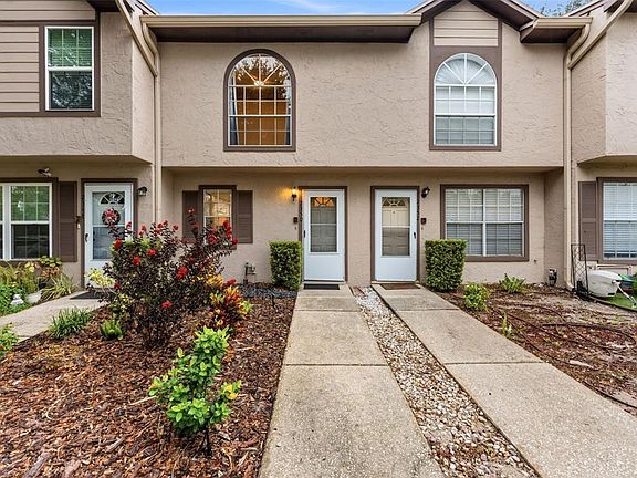 3rd image of 2350 FLETCHERS POINT CIRCLE