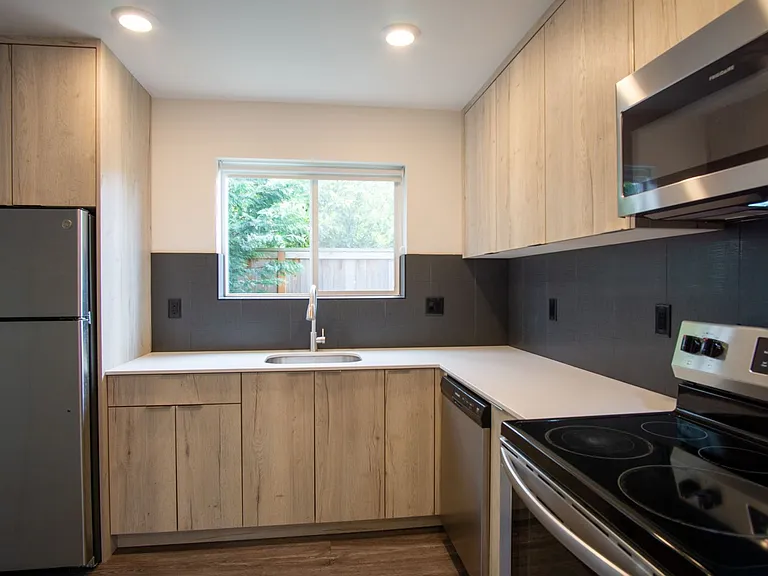 6833 N Montana Ave #6 — Photo 9