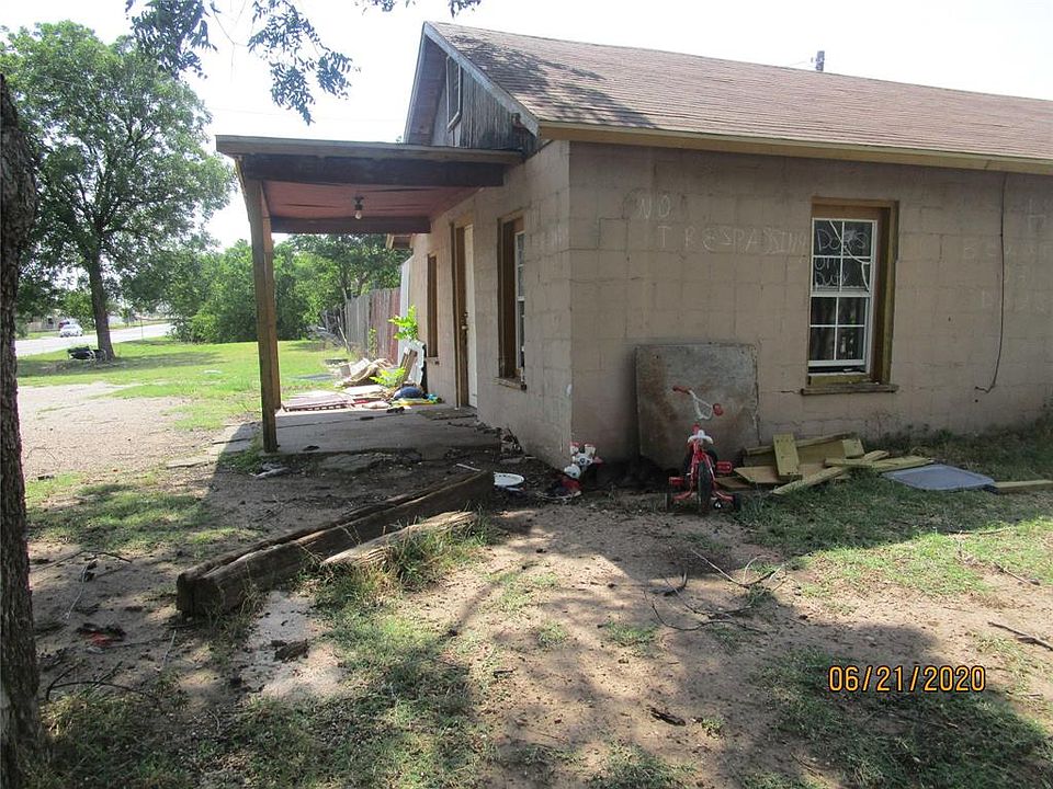 1st image of 1501 Pecan St