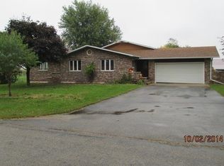 1006 Flint Rd, Stoughton, WI 53589