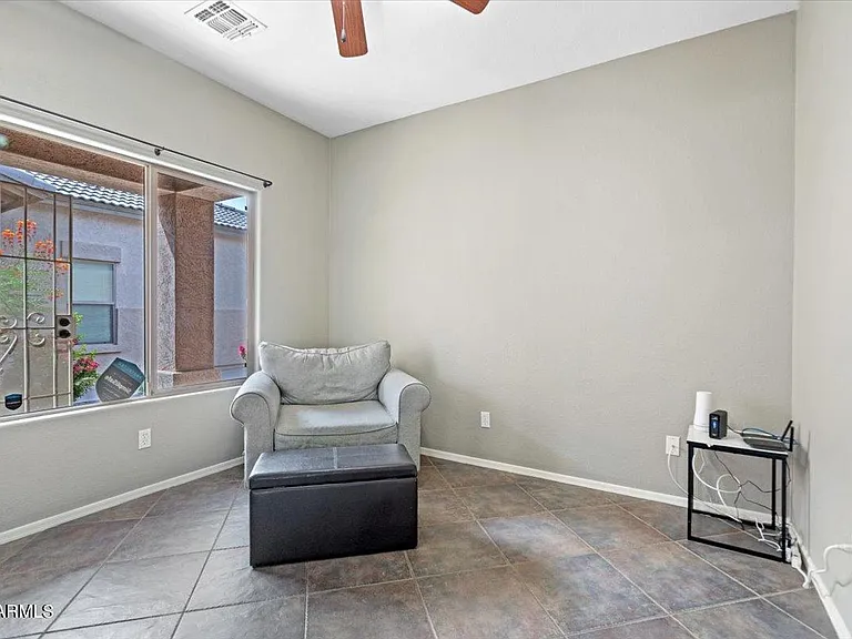 44189 W Pioneer Rd — Photo 6