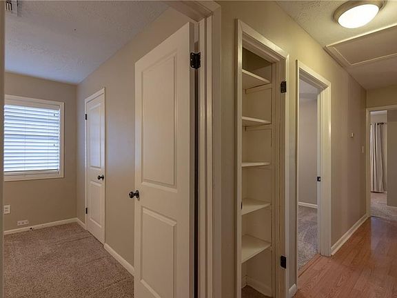 5th image of 1302 Timm Dr