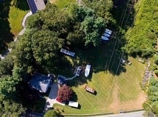 284 Mendall Rd, Acushnet, MA 02743