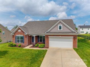 4926 Trayton Ave, Gastonia, NC 28056