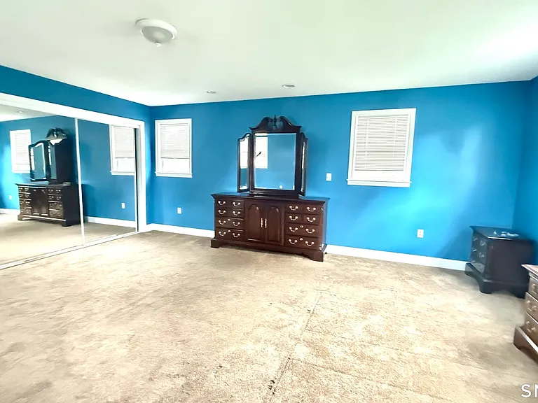 1519 Sullivan Ave — Photo 15