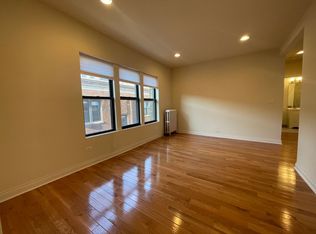 720 W Grace St #712-3N, Chicago, IL 60613
