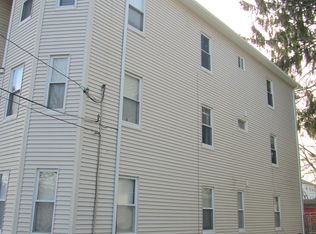 29 Kosta St, Worcester, MA 01607