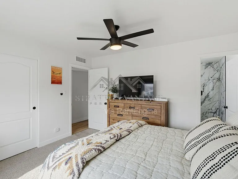 8516 E Lewis Ave — Photo 21