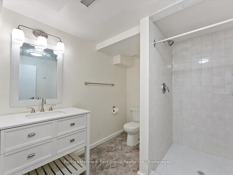 121 Ribblesdale Dr — Photo 20