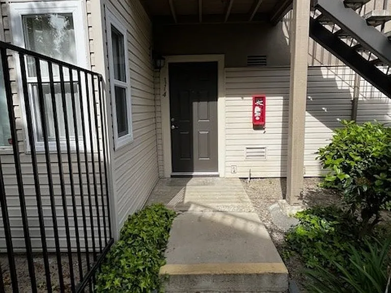 Carmel Woods Apartments — Photo 85