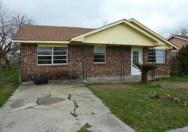 2nd image of 2049 Mather Dr