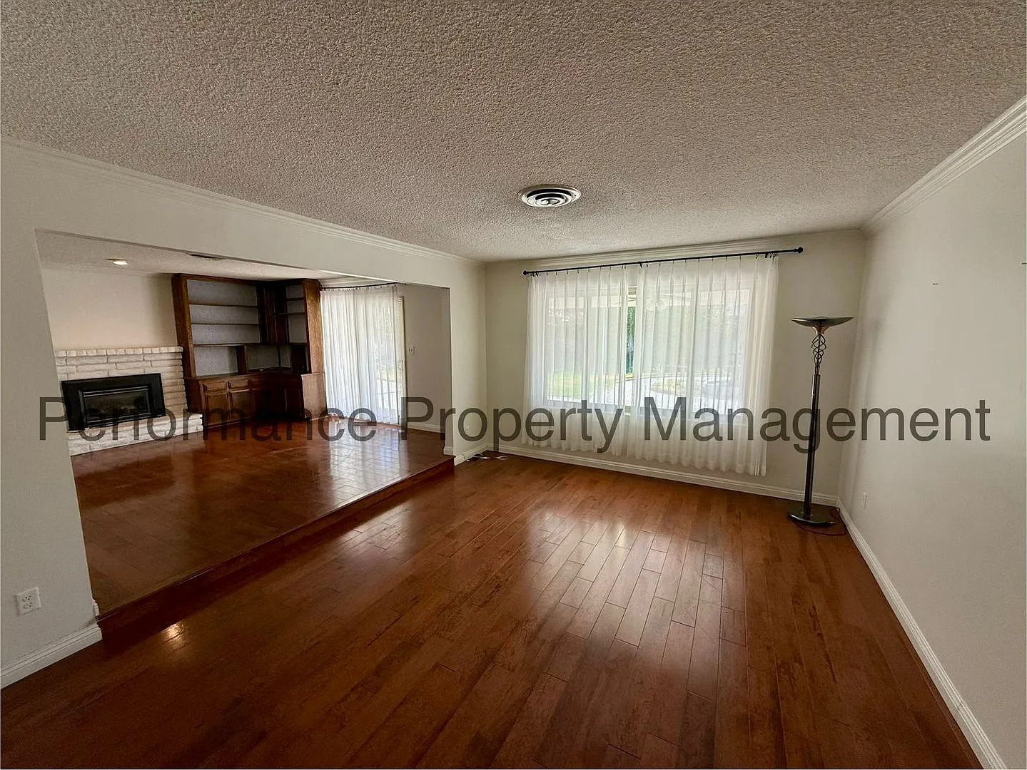 Cute 3 Bed/2 Bath SW Bakersfield Home w/ RBP & $0 Deposit Option — Photo 3
