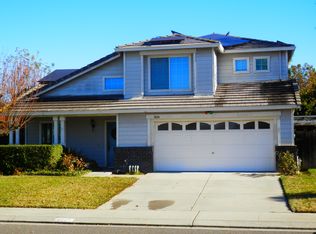 7024 Firethorn Dr, Riverbank, CA 95367