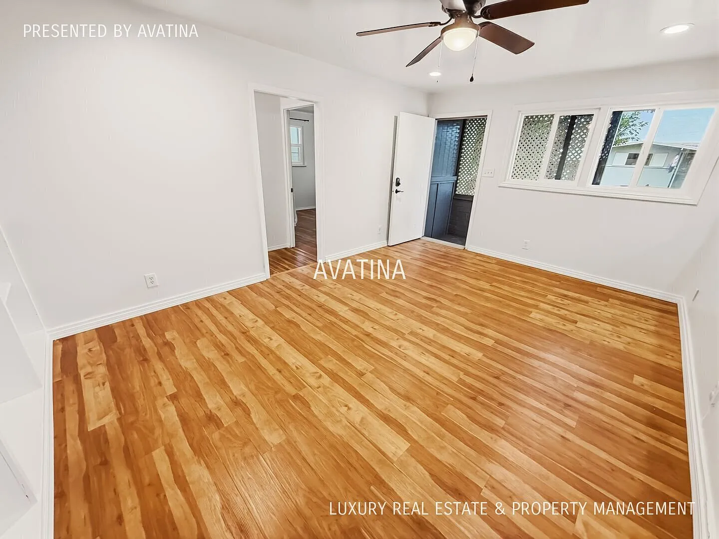 (Video) Tropical Hawaiian Bungalow Renovated 4 bdrm w/ AC & Private Backyard — Photo 4