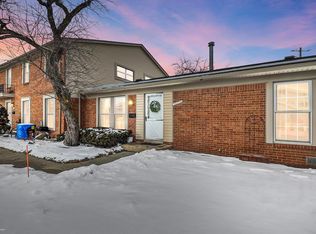 28335 Greenbriar Way, Trenton, MI 48183