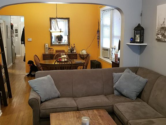 3rd image of 2741 N Seminary Ave #1