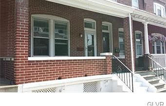 4th image of 728 W Washington St