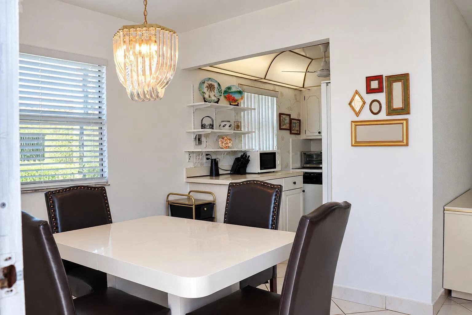 2 bed, 2.0 bath, 880 sqft, $1,600 — Photo 4