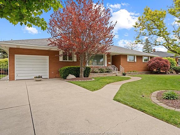2nd image of 2360 Leonard Rd