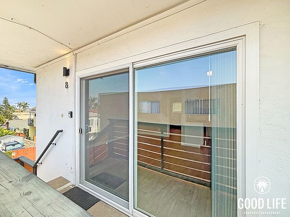 2nd image of 4444 49th St APT 8
