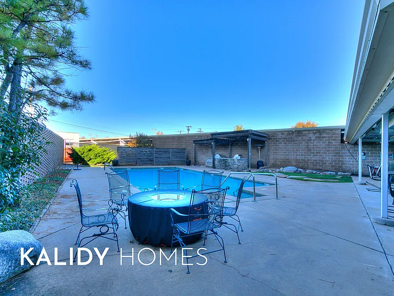 5900 Mosteller Driveunit 164founders Ter — Photo 63