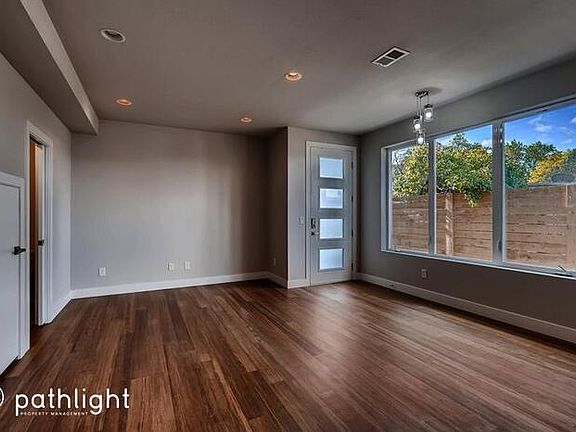 3rd image of 1357 N Zenobia St