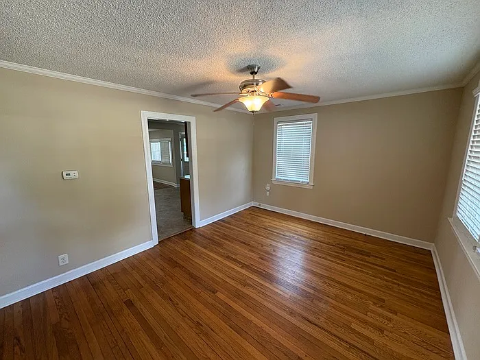 2726 Church St — Photo 2