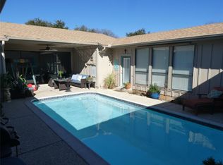 5704 Choctaw Dr, Granbury, TX 76049
