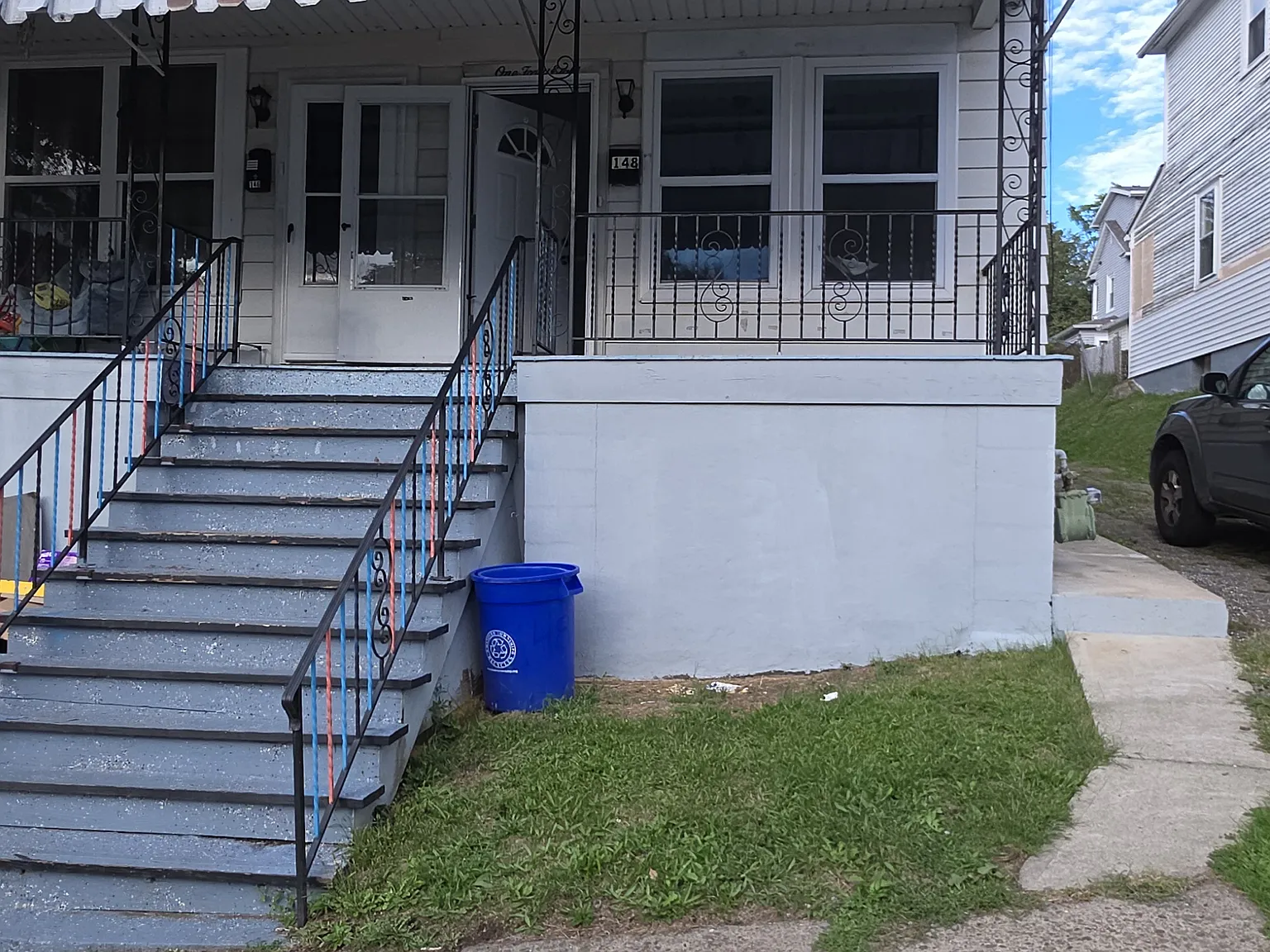 3 bed, 1400 sqft, $1,650 — Photo 1
