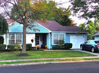 20 Farmview Ln, Columbus, NJ 08022