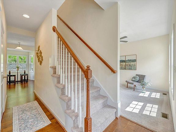 4th image of 4362 William Ct