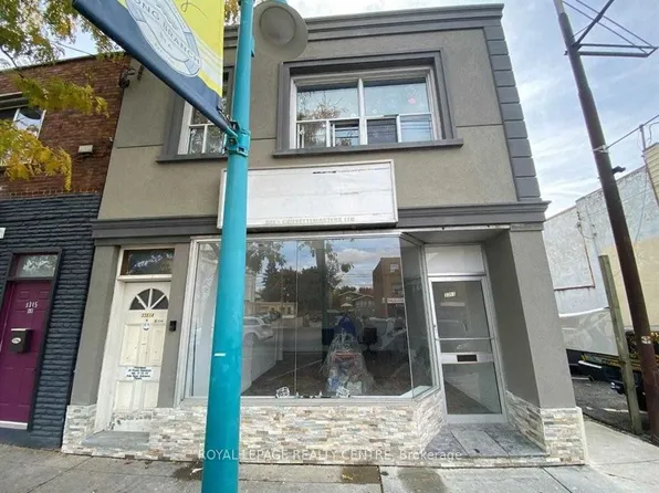 3351 Lakeshore Ave #1, Toronto, ON M5V 0K9