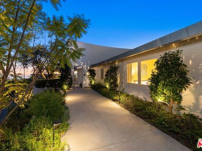 11496 Orum Rd, Los Angeles, CA, 90049