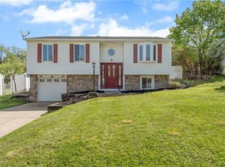3095 Amy Dr, South Park, PA 15129