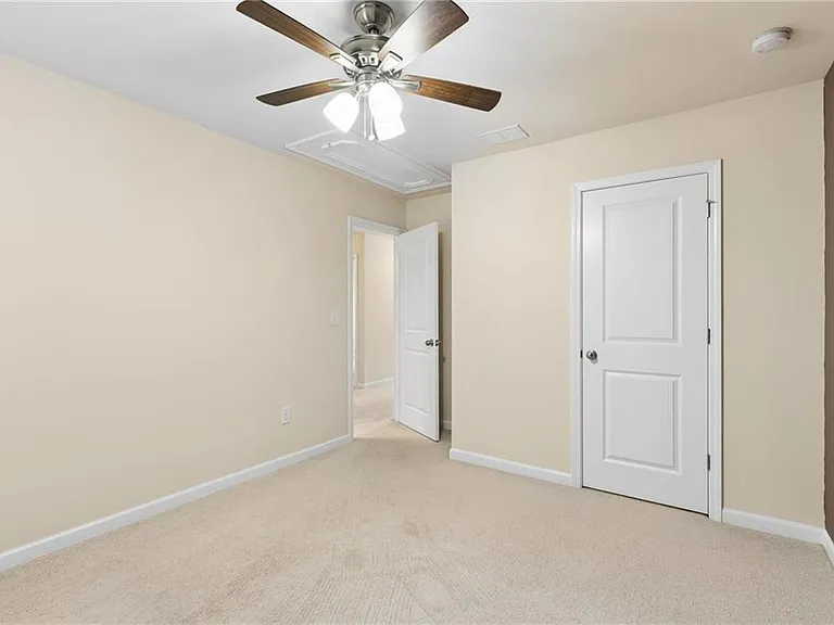 5011 Morriscastle Dr — Photo 19